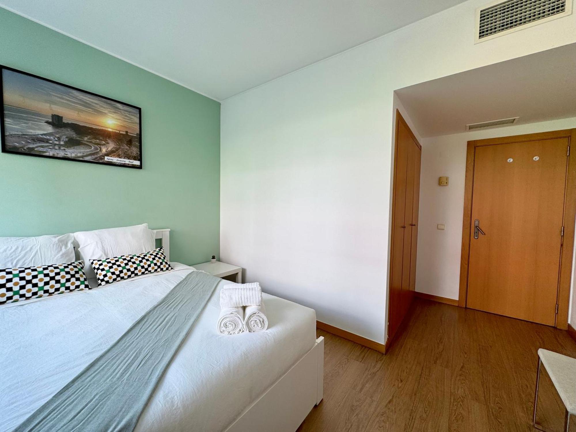 Rooms At Expo Lisbona Esterno foto